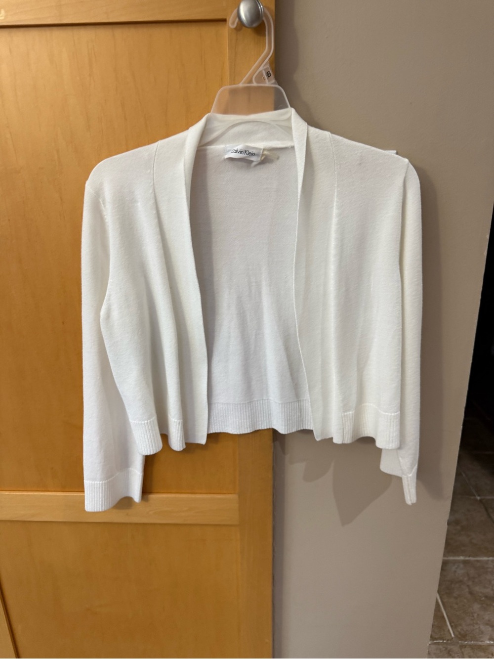 Calvin Klein Women's Cream Open-Front Cropped Cardigan